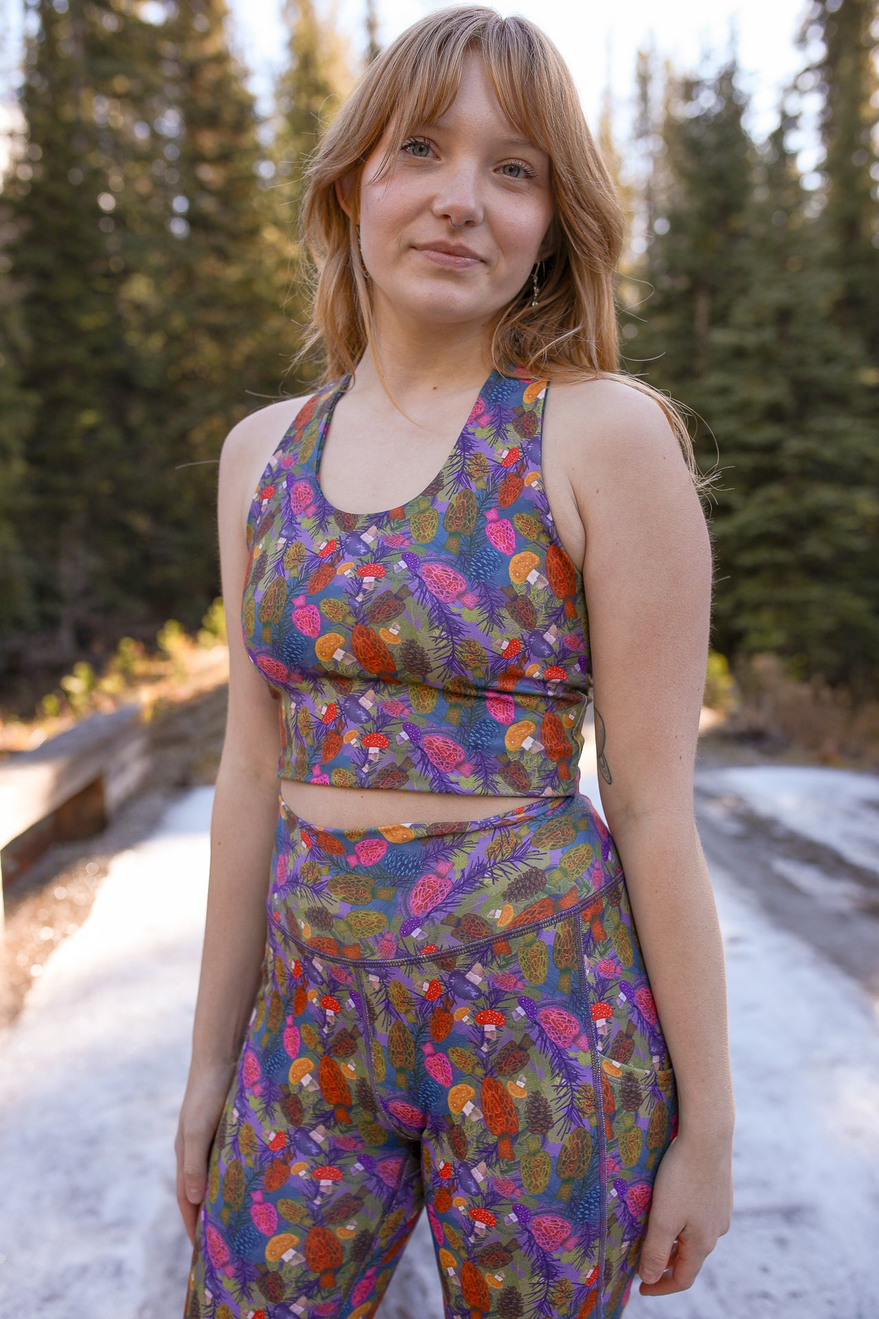 Commit Crop Top | Spored Meeting/Berry Bush