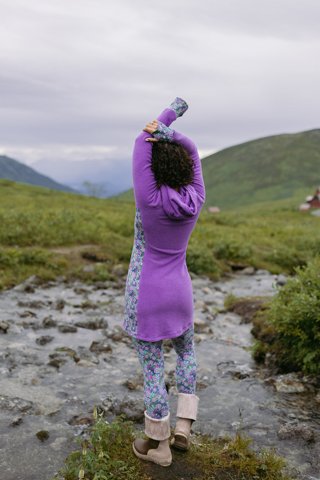 Fleece Treasure Dress in Alpenglow purple, back view